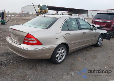 2002 Mercedes-Benz C 240 from USA, damaged, VIN WDBRF61JX2F230451